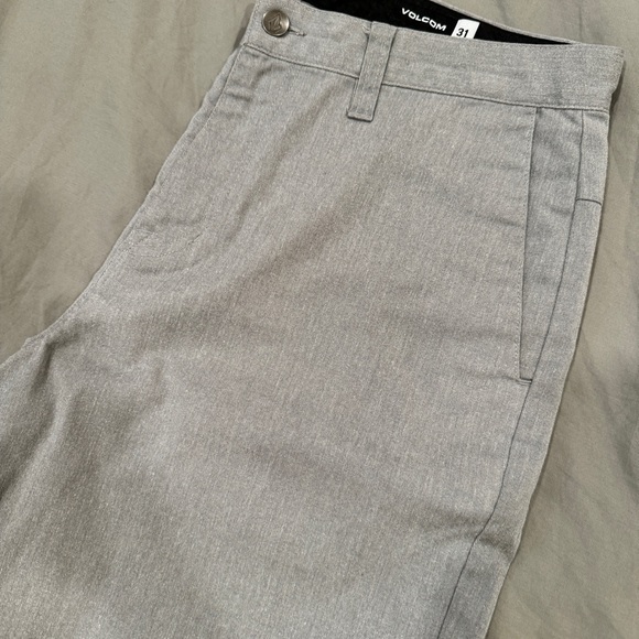 Volcom stretch shorts light heathered gray - Picture 1 of 6